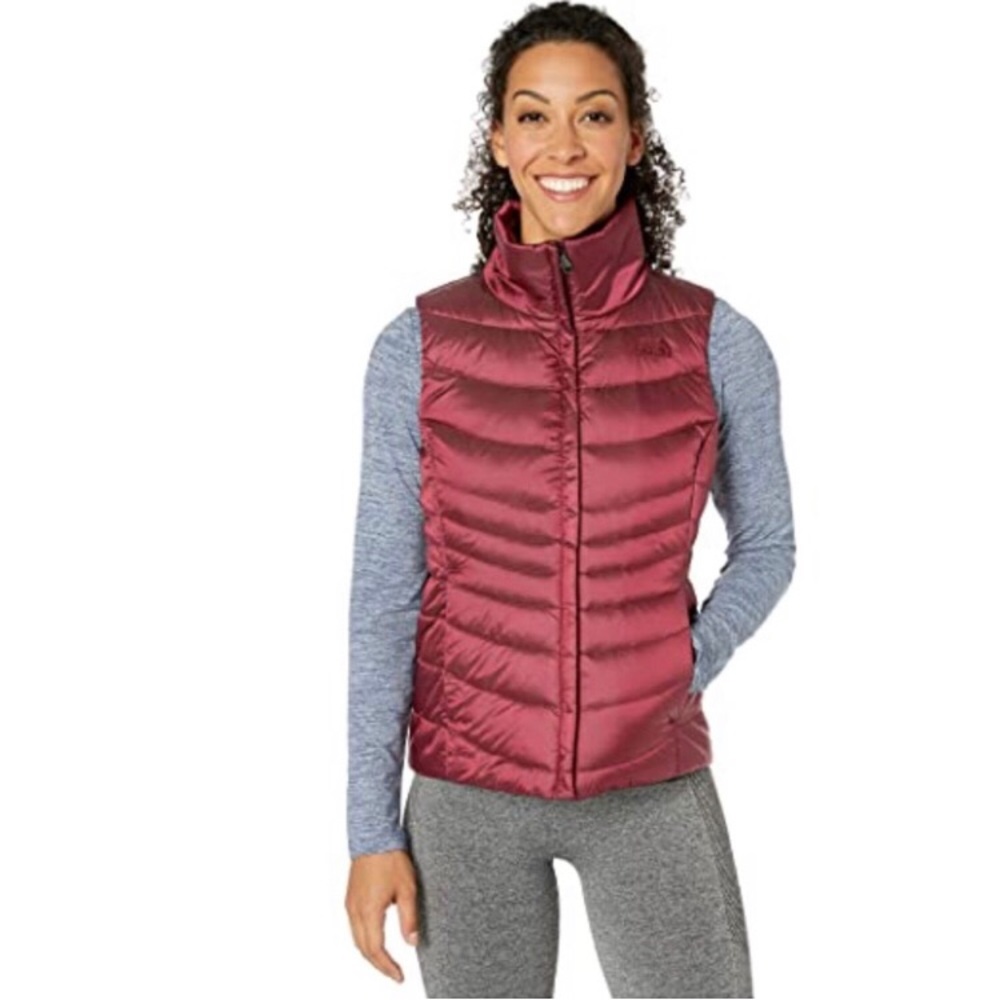 The North Face Aconcagua II Vest in Garnet